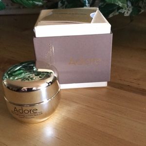 Adobe Cosmetics Skin Tightening Instant Face Lift